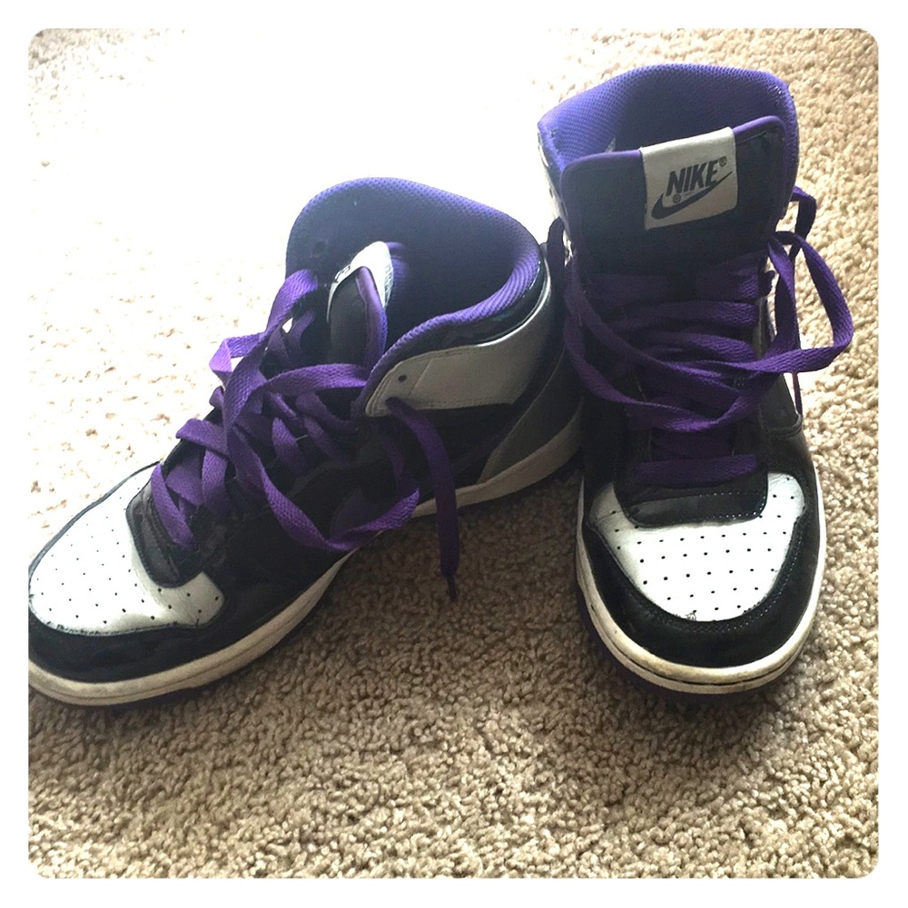 High top Nike’s